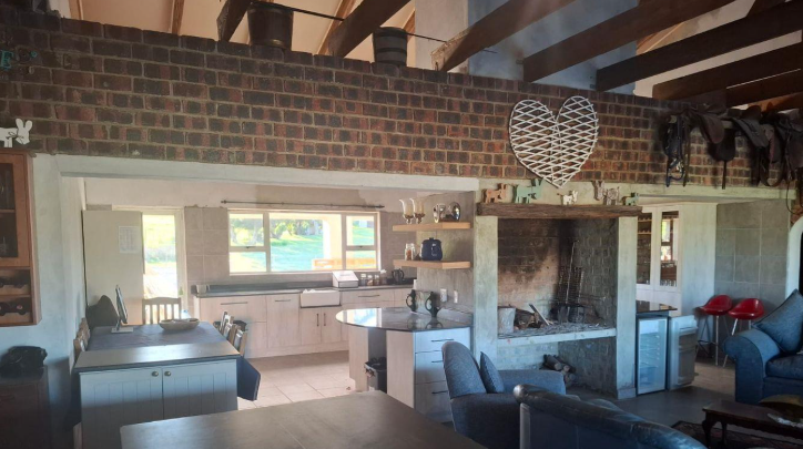 4 Bedroom Property for Sale in Baardskeerdersbos Western Cape